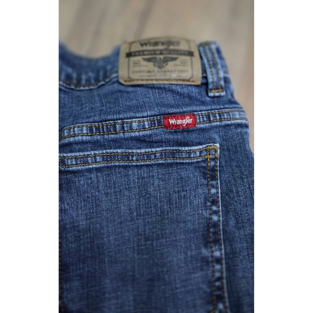 Wrangler Classic Bootcut Denim Blue Jeans Medium Wash Boys 14 Husky - Picture 4 of 6